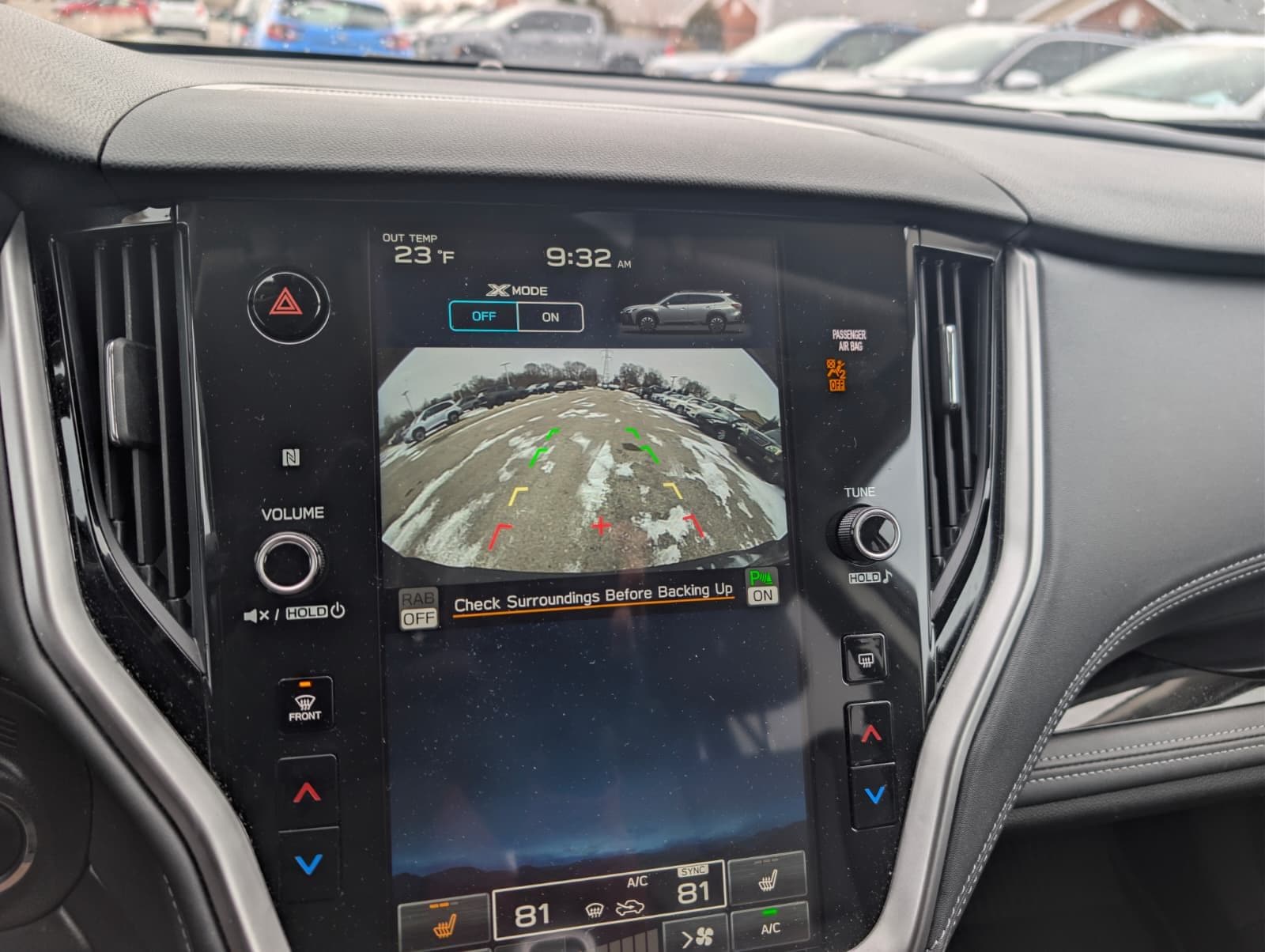 2024 SUBARU OUTBACK - Image 17