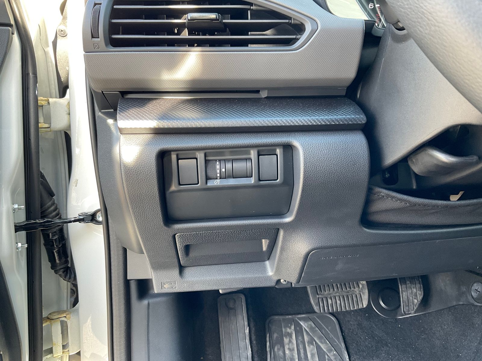 2025 SUBARU CROSSTREK - Image 15