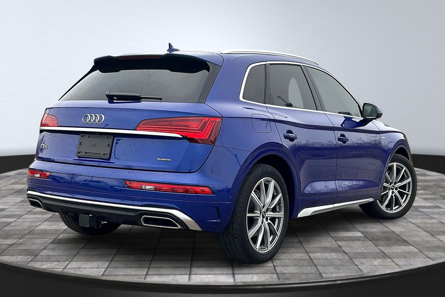 Used 2022 Audi Q5 Prestige with VIN WA1F2AFY0N2090747 for sale in Lafayette, IN
