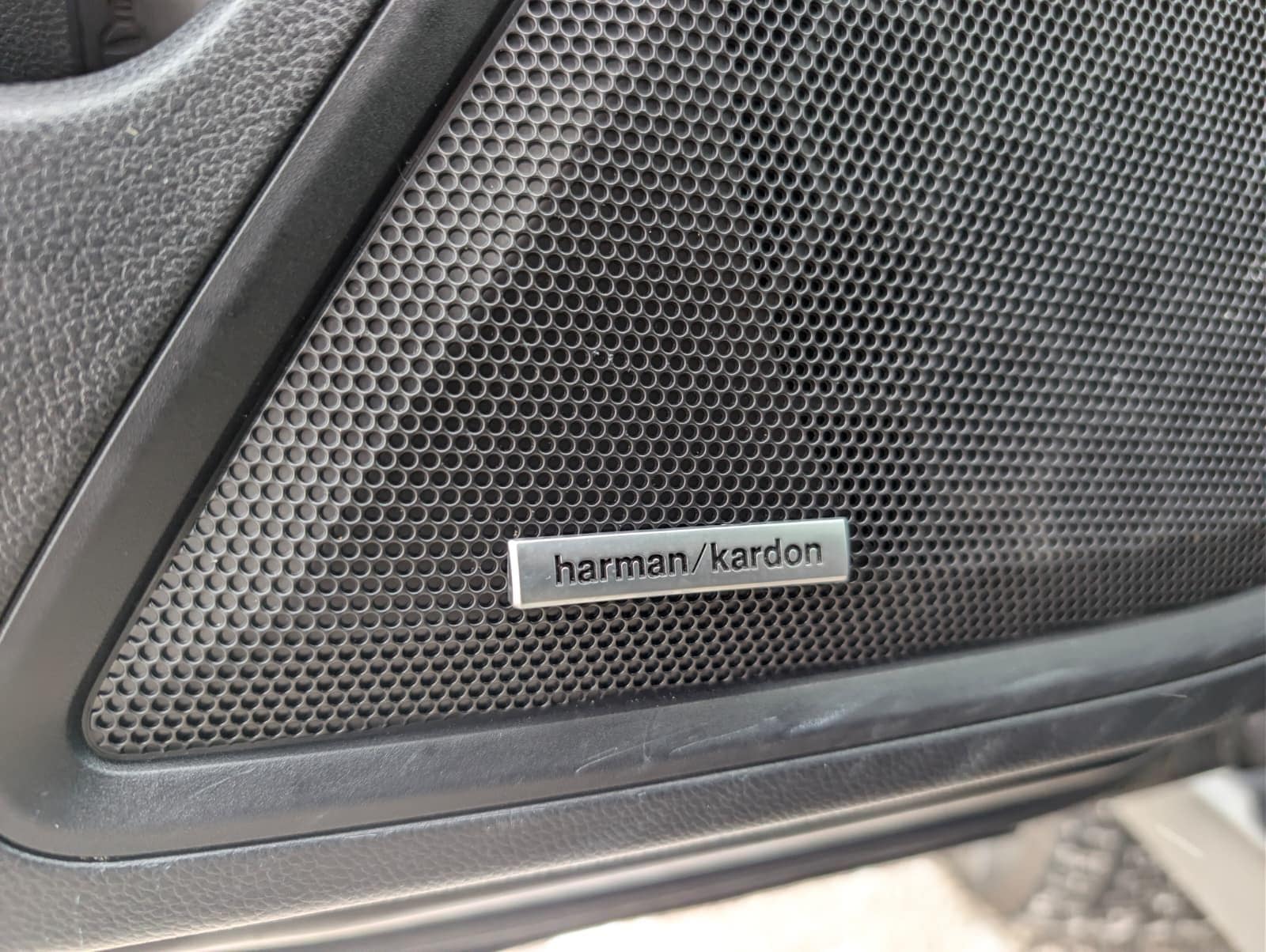 2024 SUBARU OUTBACK - Image 37