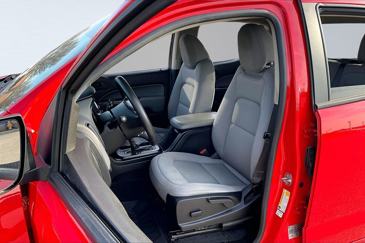 2019 CHEVROLET COLORADO - Image 25