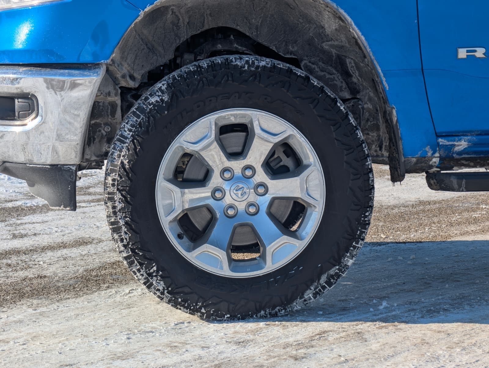 2022 RAM 1500 - Image 3