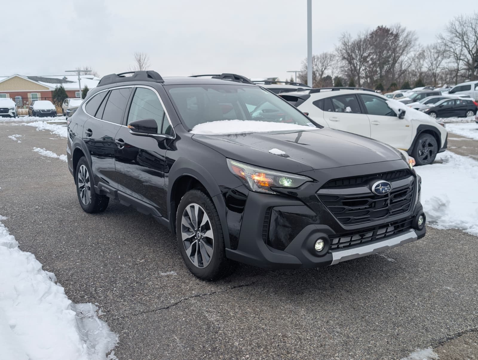 2025 SUBARU OUTBACK - Image 5