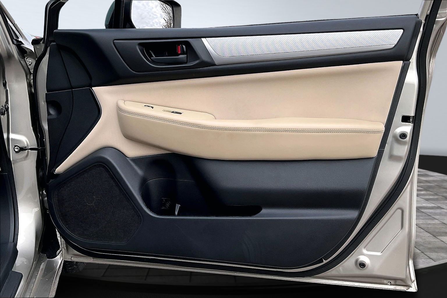 2016 SUBARU LEGACY - Image 17