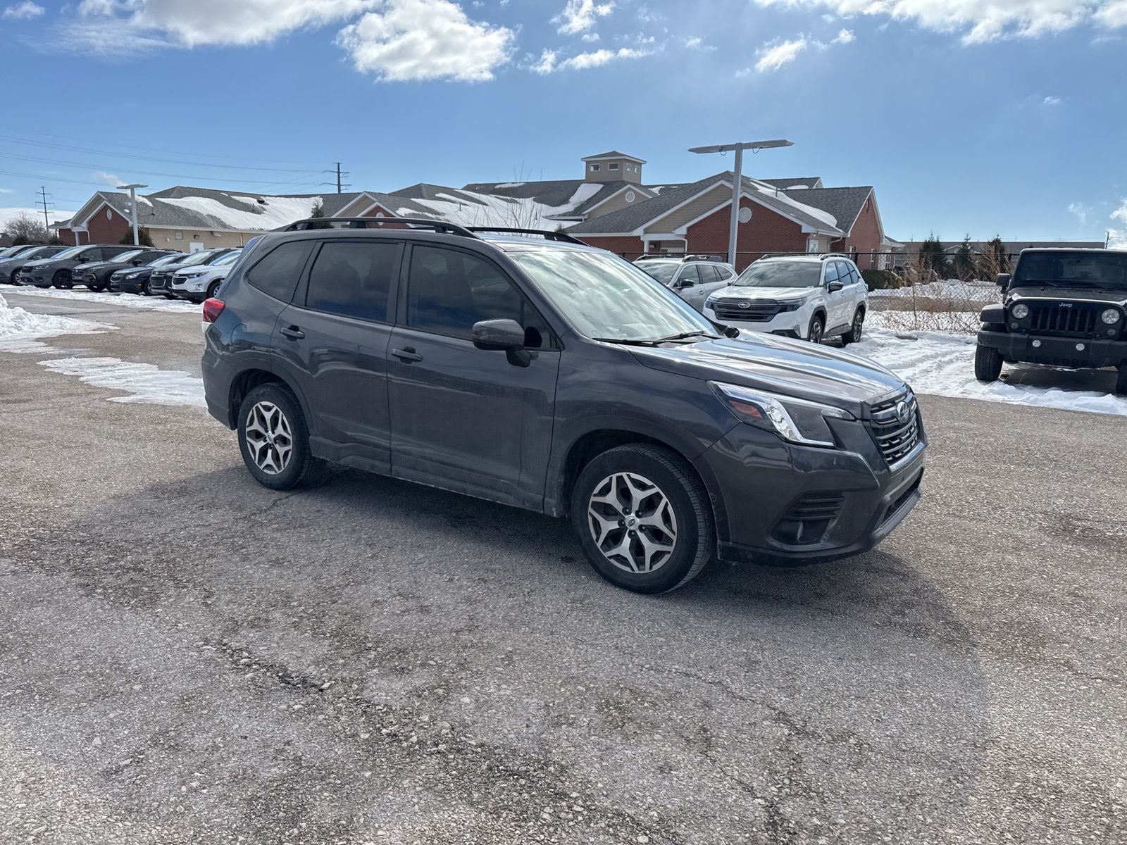 2023 SUBARU FORESTER - Image 19
