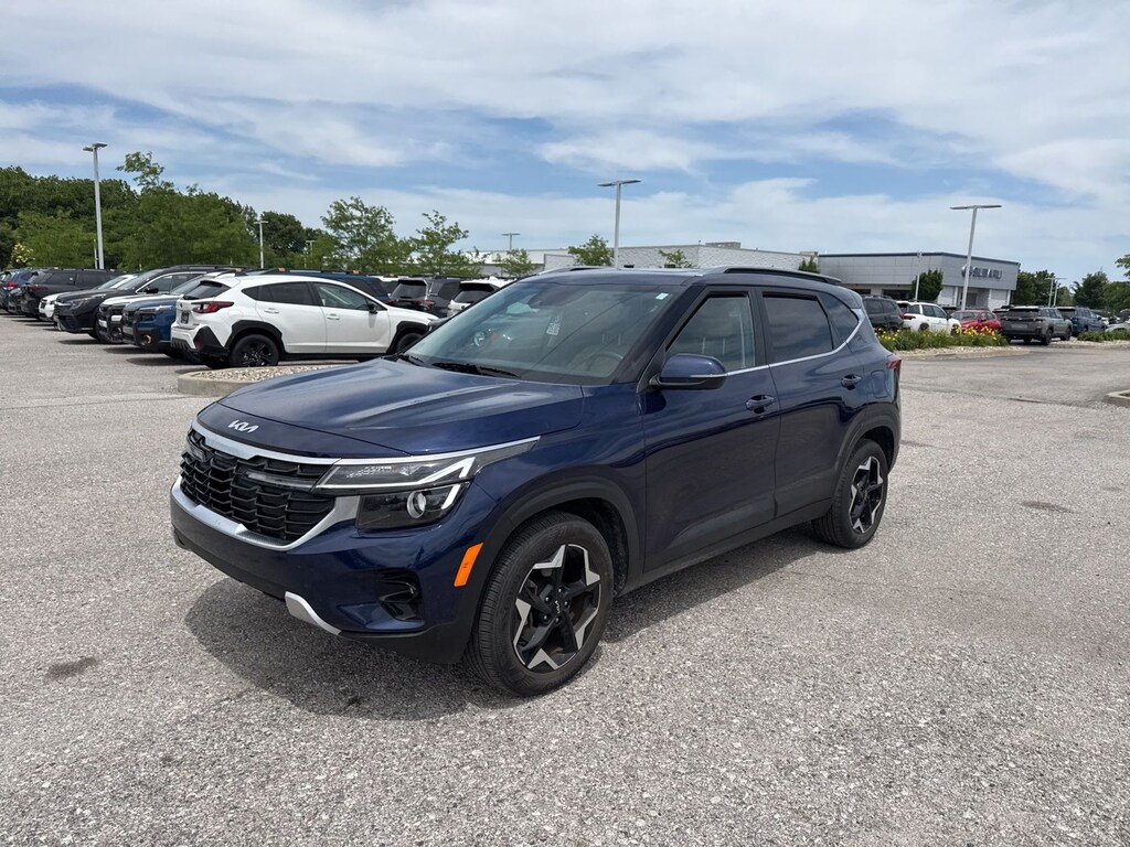 Used 2024 Kia Seltos EX SUV