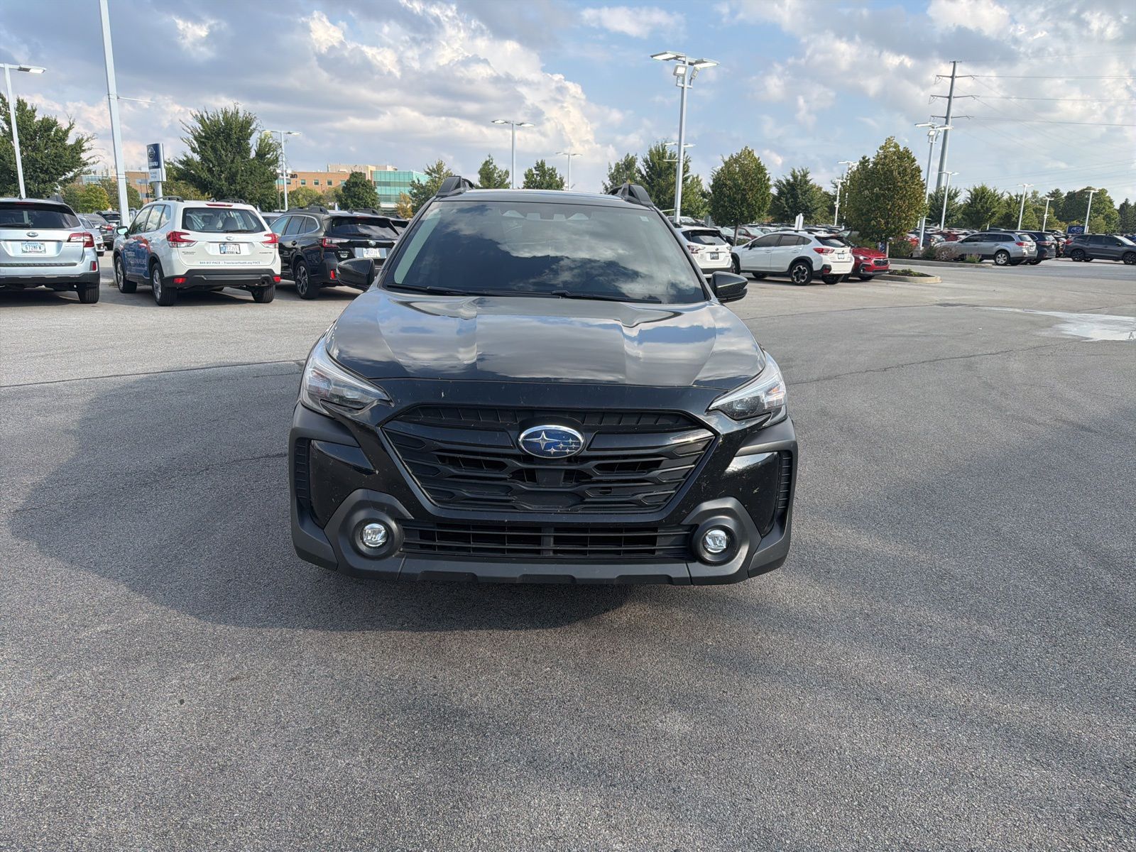 2023 Subaru Outback Onyx Edition photo 4