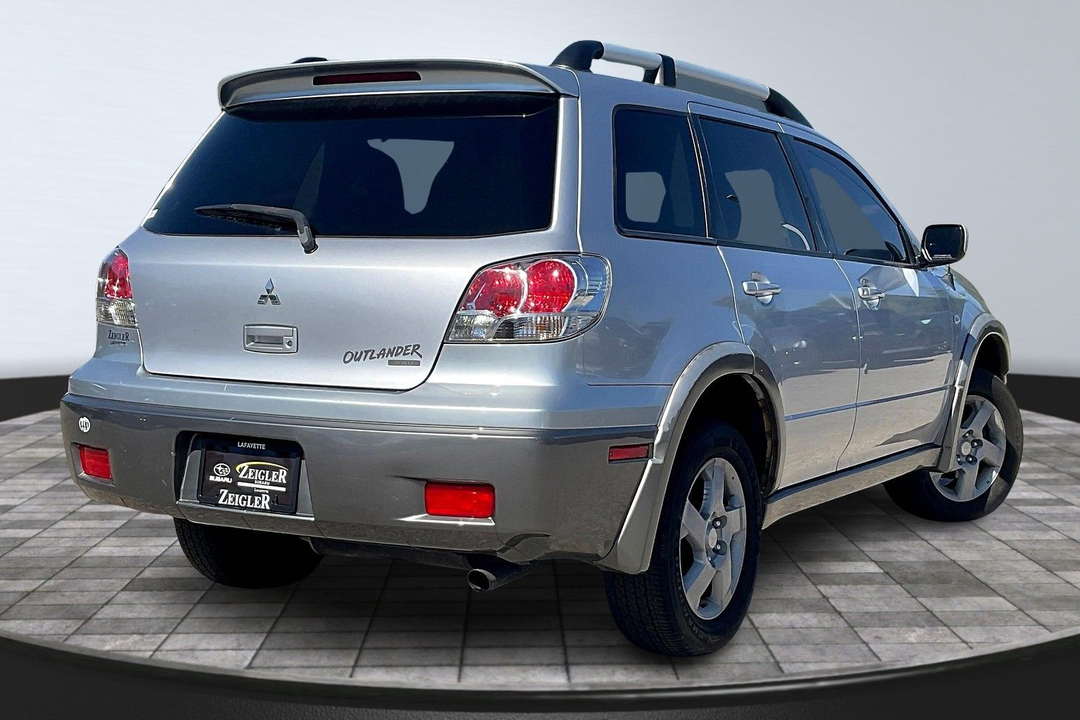 Used 2004 Mitsubishi Outlander XLS with VIN JA4LZ41F74U003645 for sale in Lafayette, IN