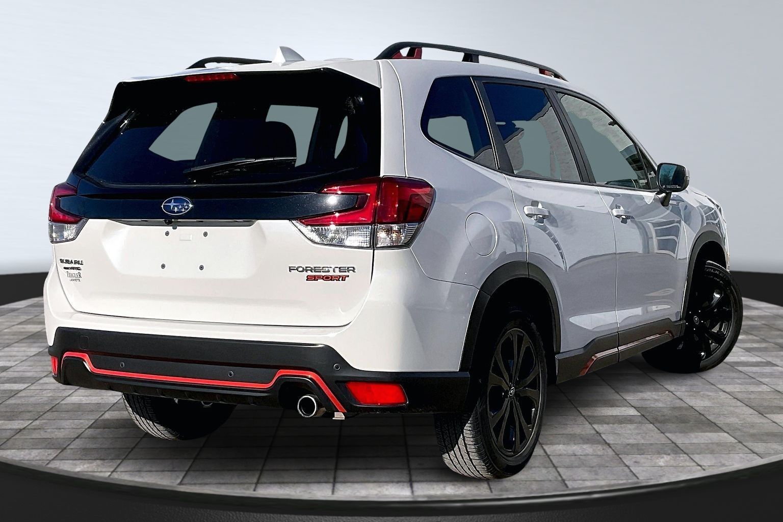 2023 SUBARU FORESTER - Image 2