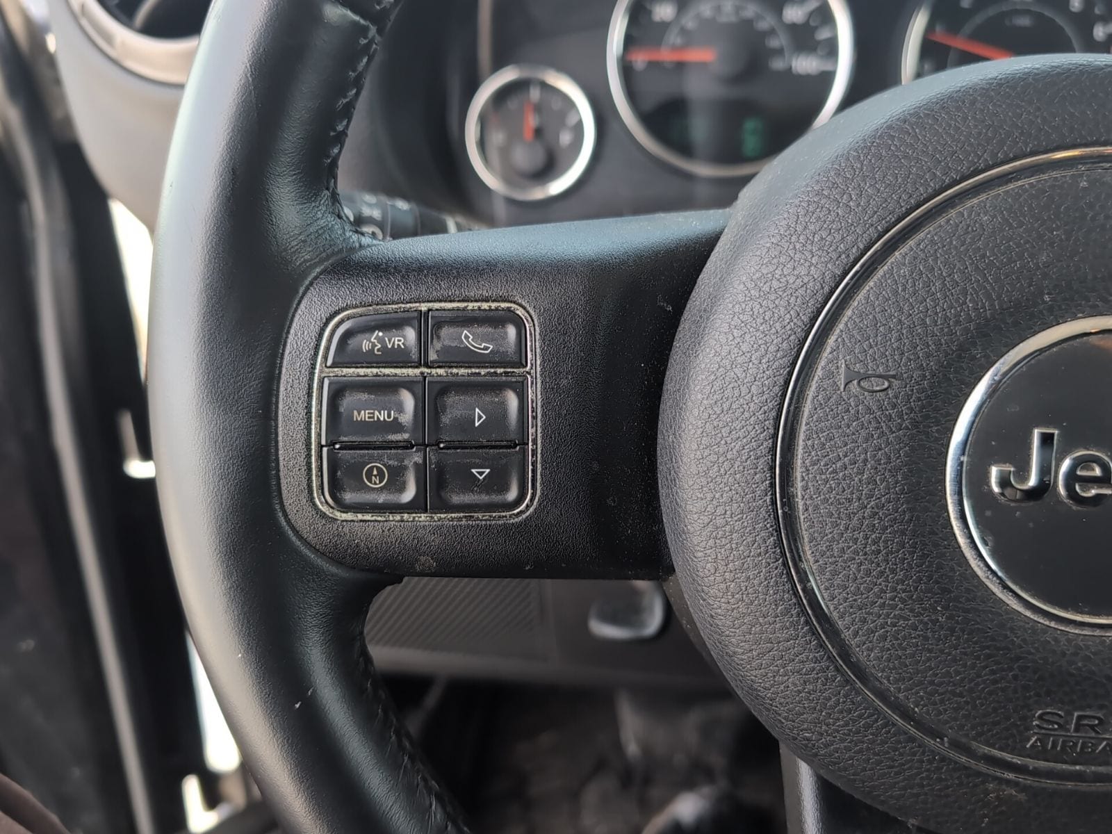 2014 JEEP WRANGLER - Image 20