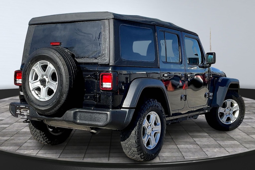 Used 2018 Jeep Wrangler Unlimited Sport S SUV