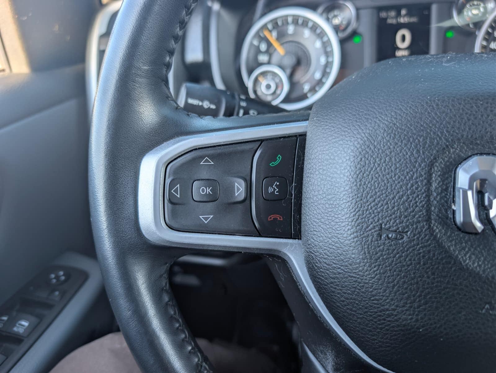 2022 RAM 1500 - Image 17