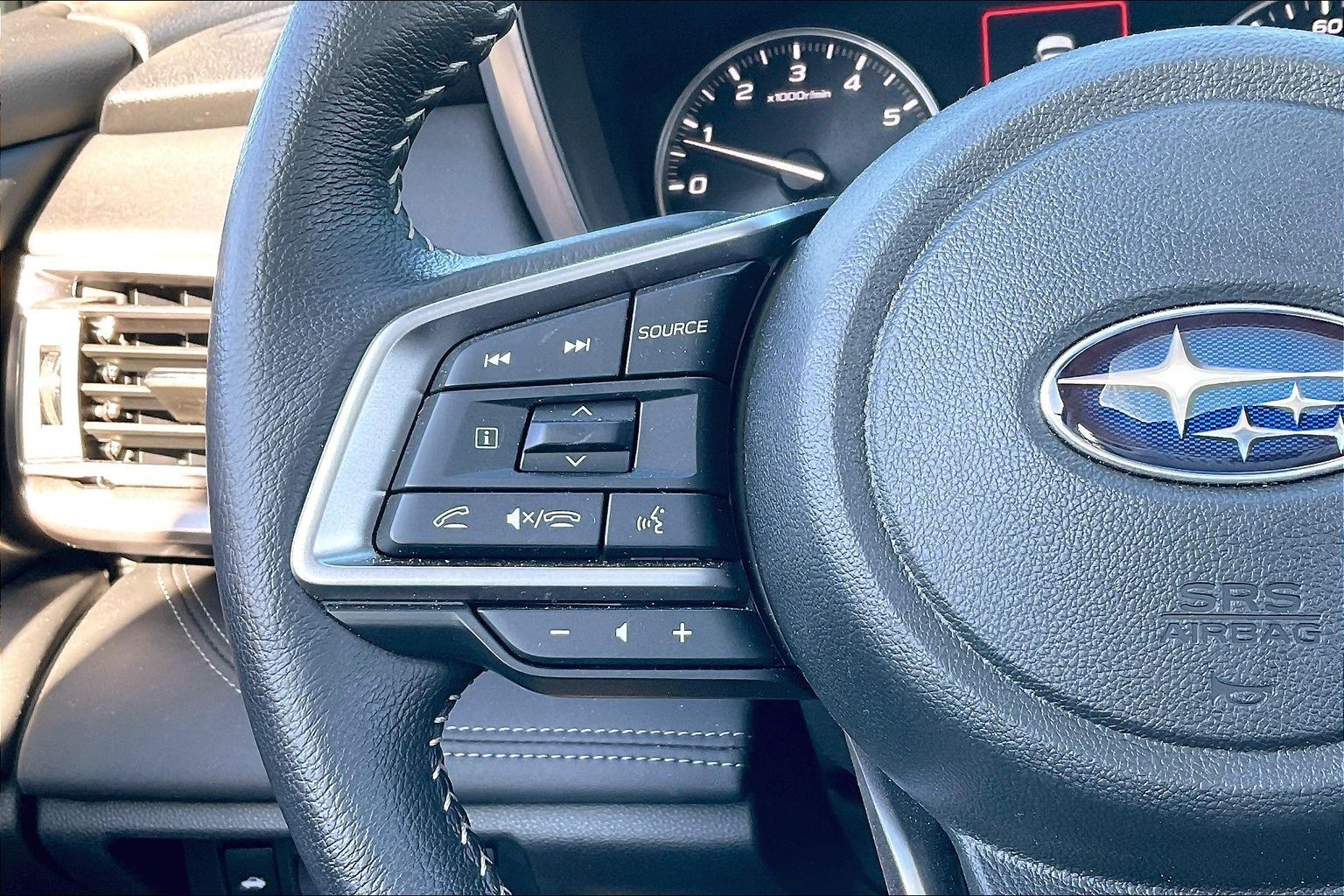 2025 SUBARU LEGACY - Image 19