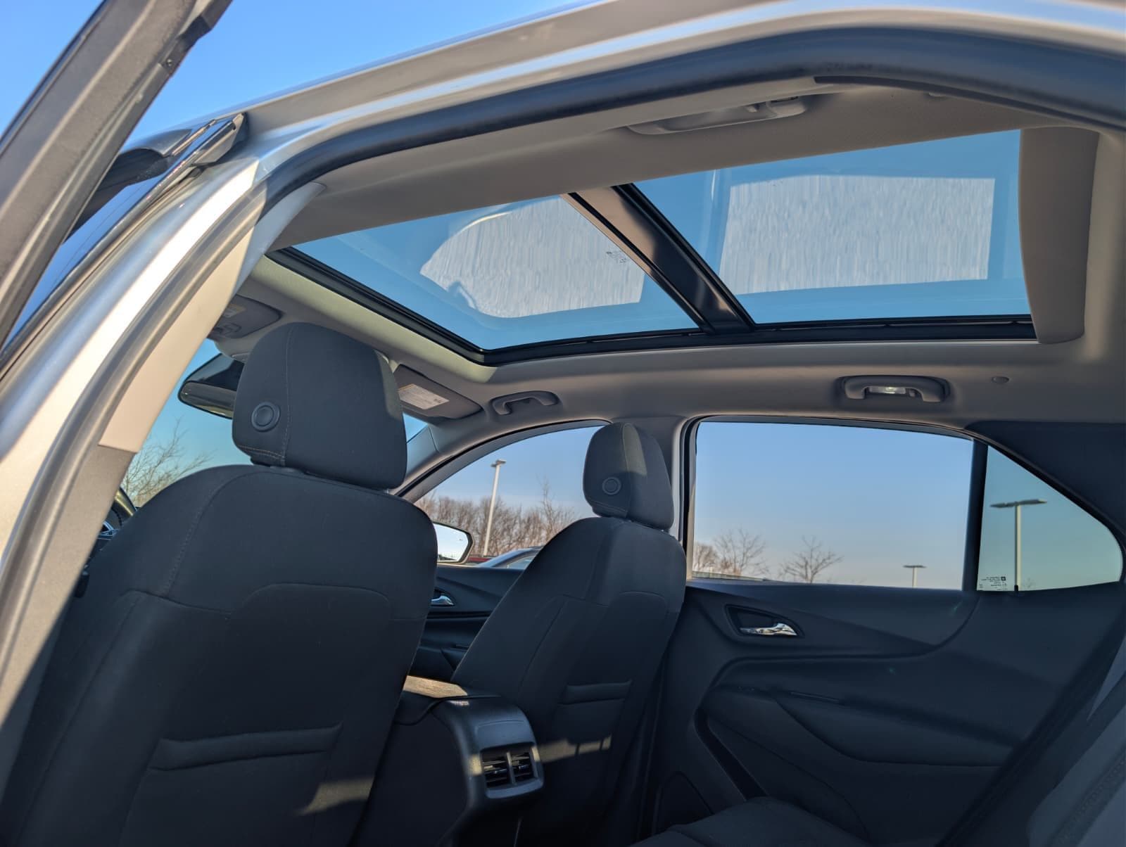 2020 CHEVROLET EQUINOX - Image 32