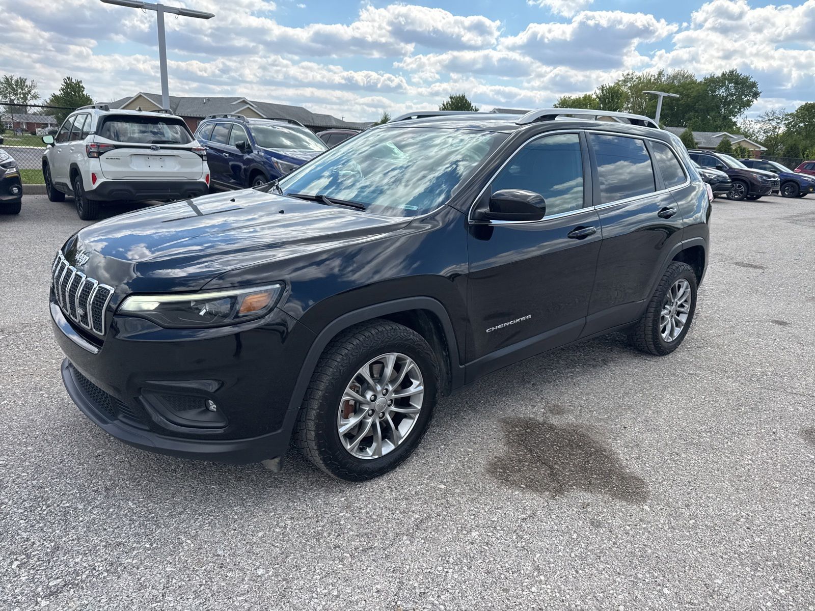 2019 Jeep Cherokee Latitude Plus's photo