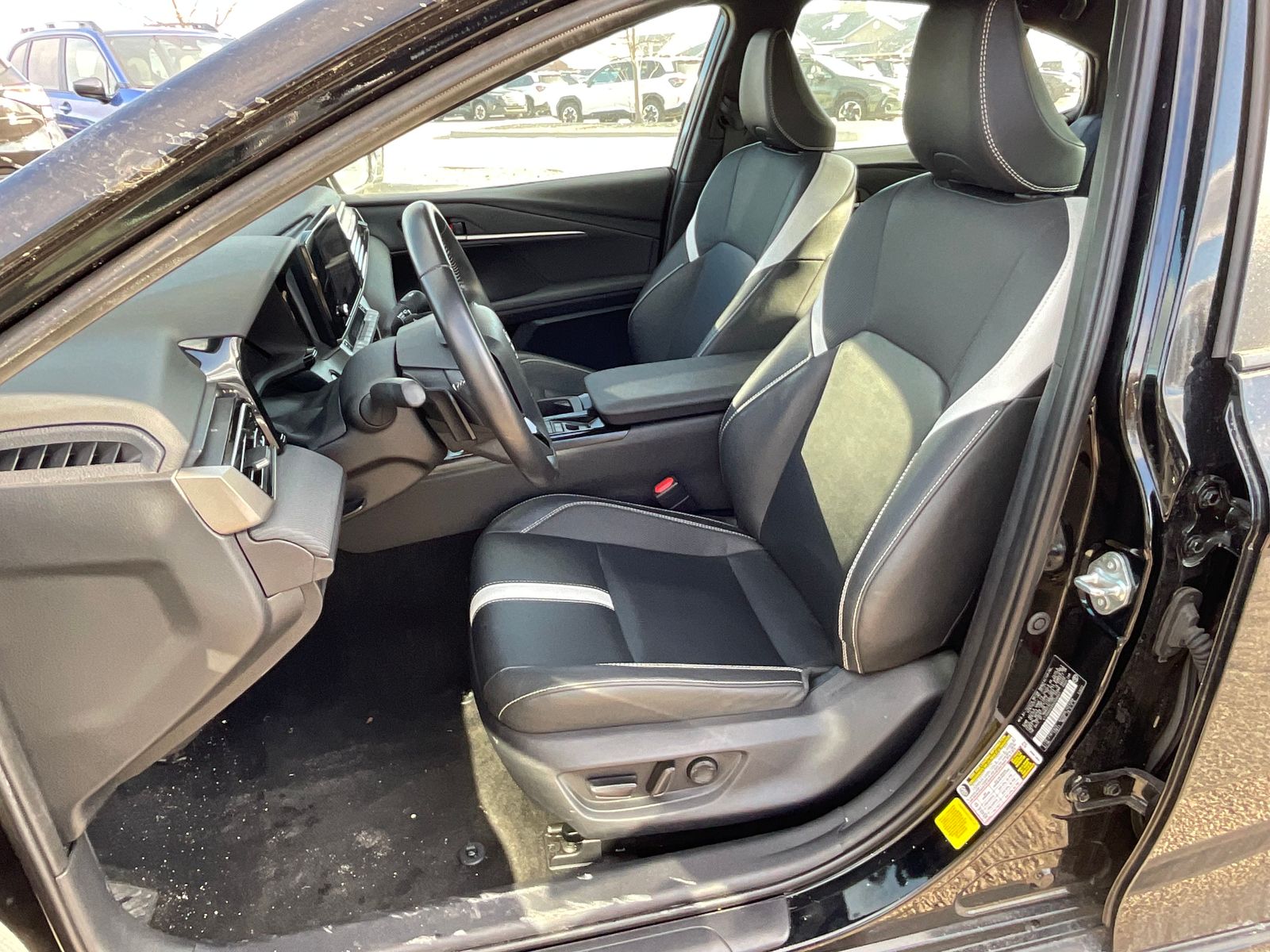 2025 TOYOTA CAMRY - Image 26