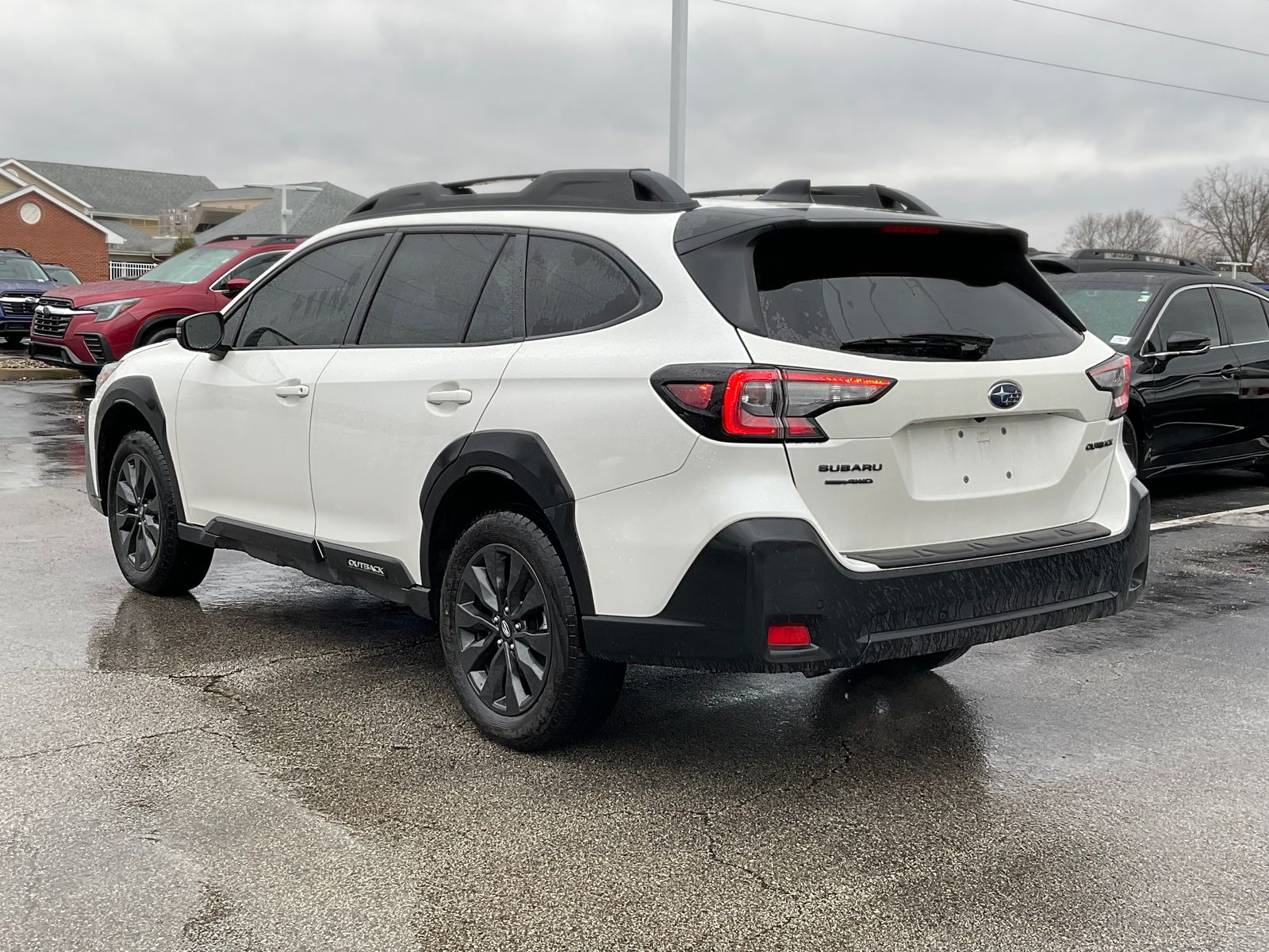 2025 SUBARU OUTBACK - Image 13