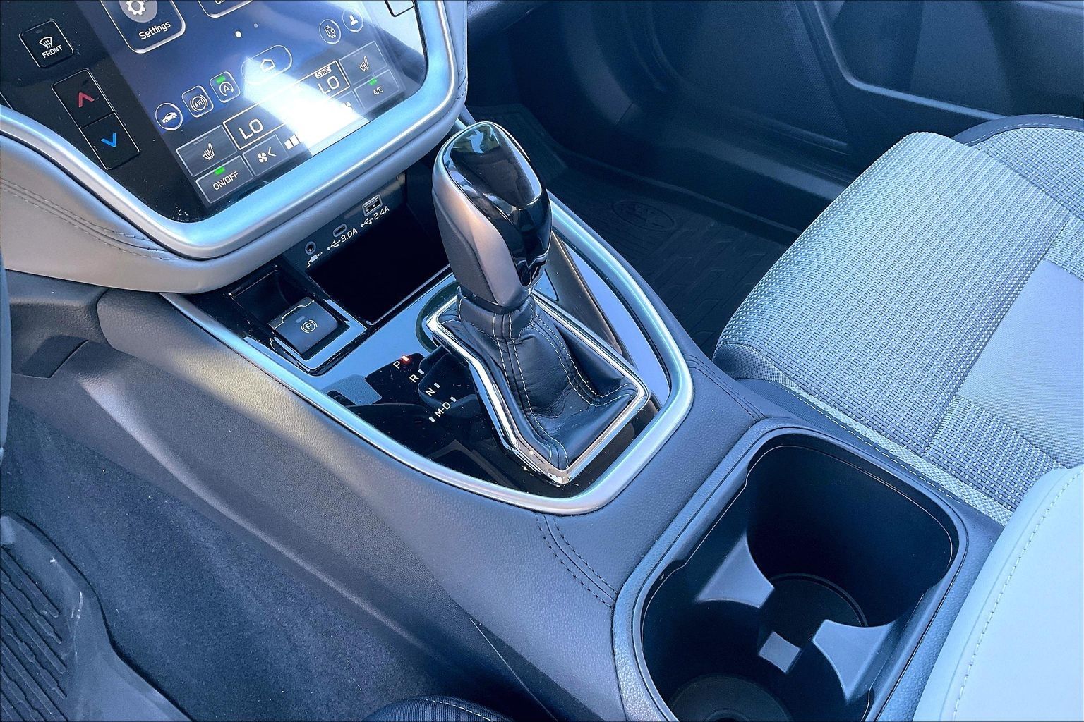 2025 SUBARU OUTBACK - Image 13