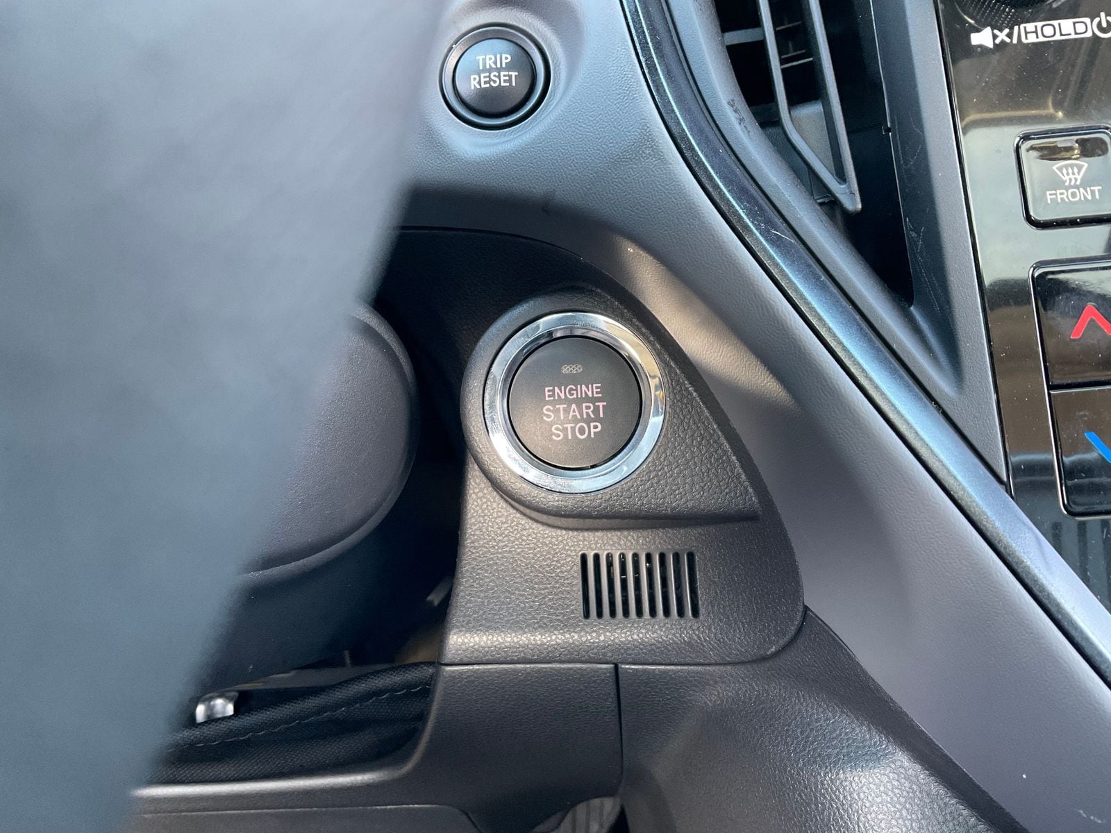 2025 SUBARU CROSSTREK - Image 27