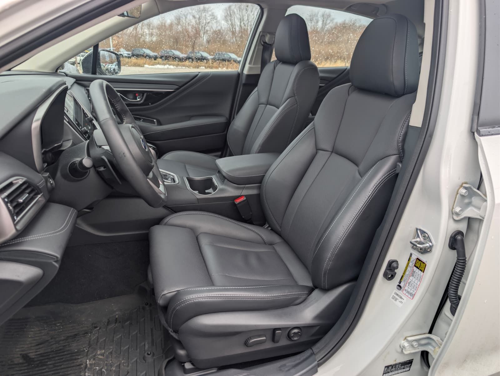 2025 SUBARU LEGACY - Image 24