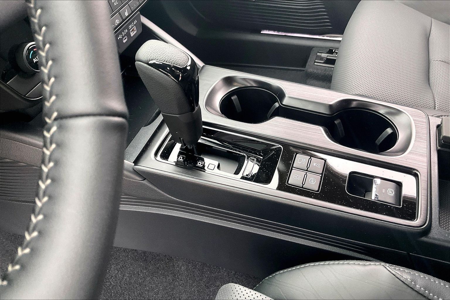 2026 Subaru Outback Touring XT - Photo 8