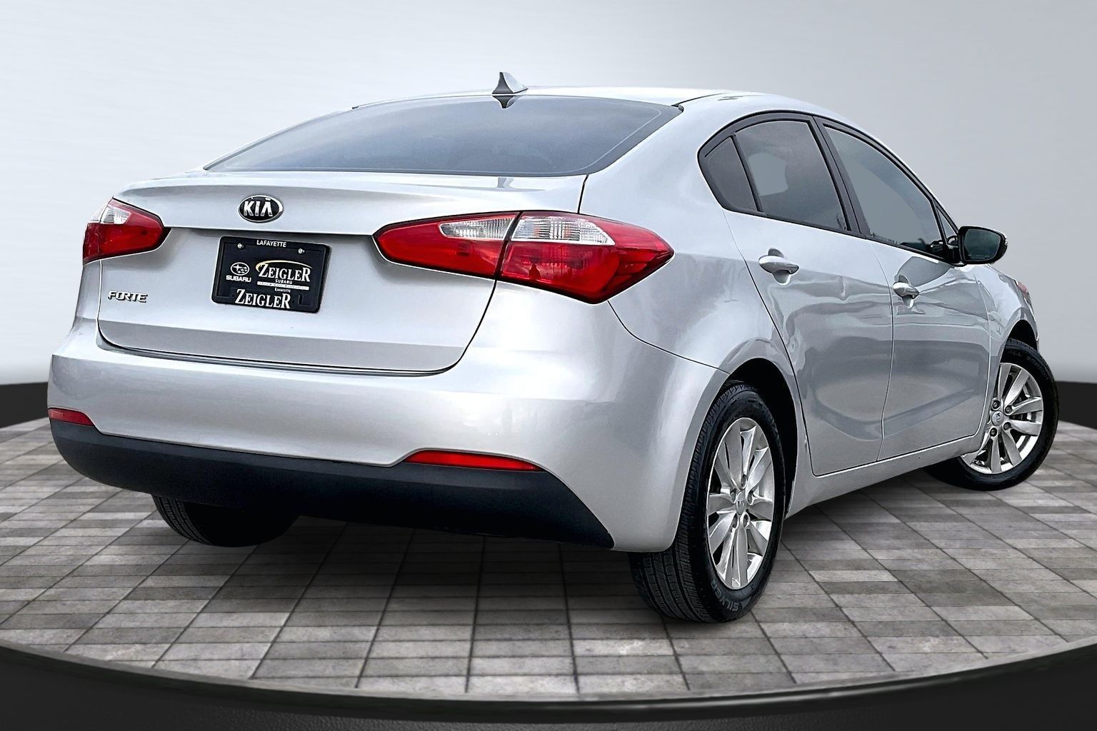 2014 KIA FORTE - Image 2