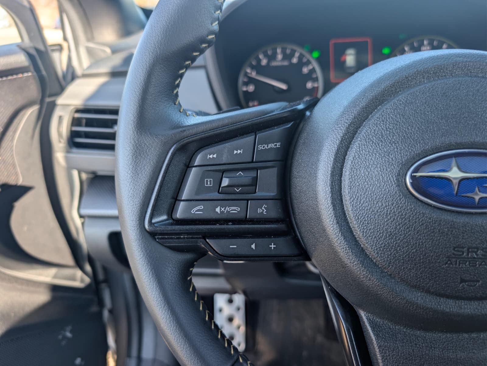 2025 SUBARU CROSSTREK - Image 21