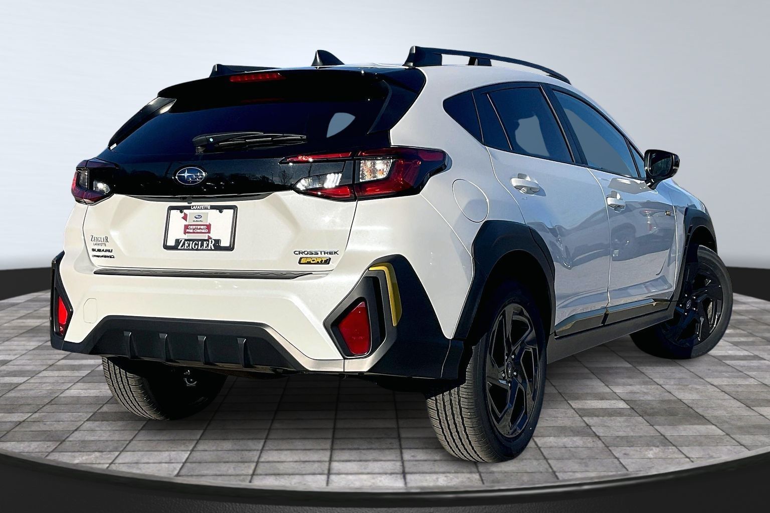 2025 SUBARU CROSSTREK - Image 2