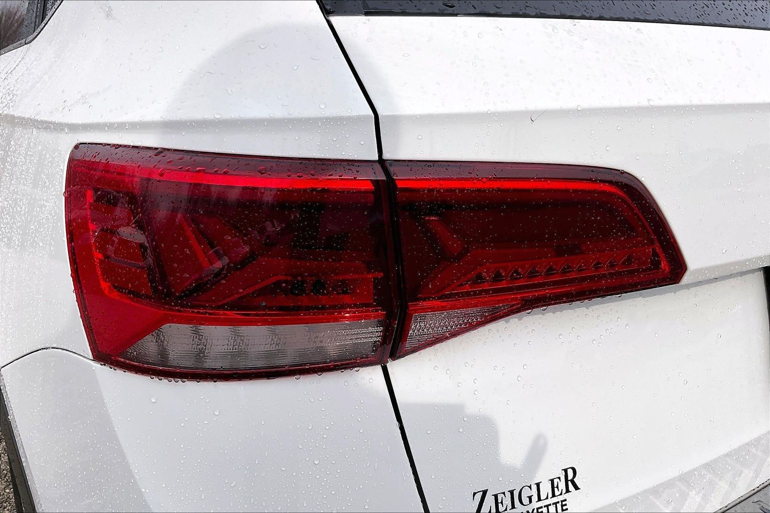 2023 VOLKSWAGEN TAOS - Image 31