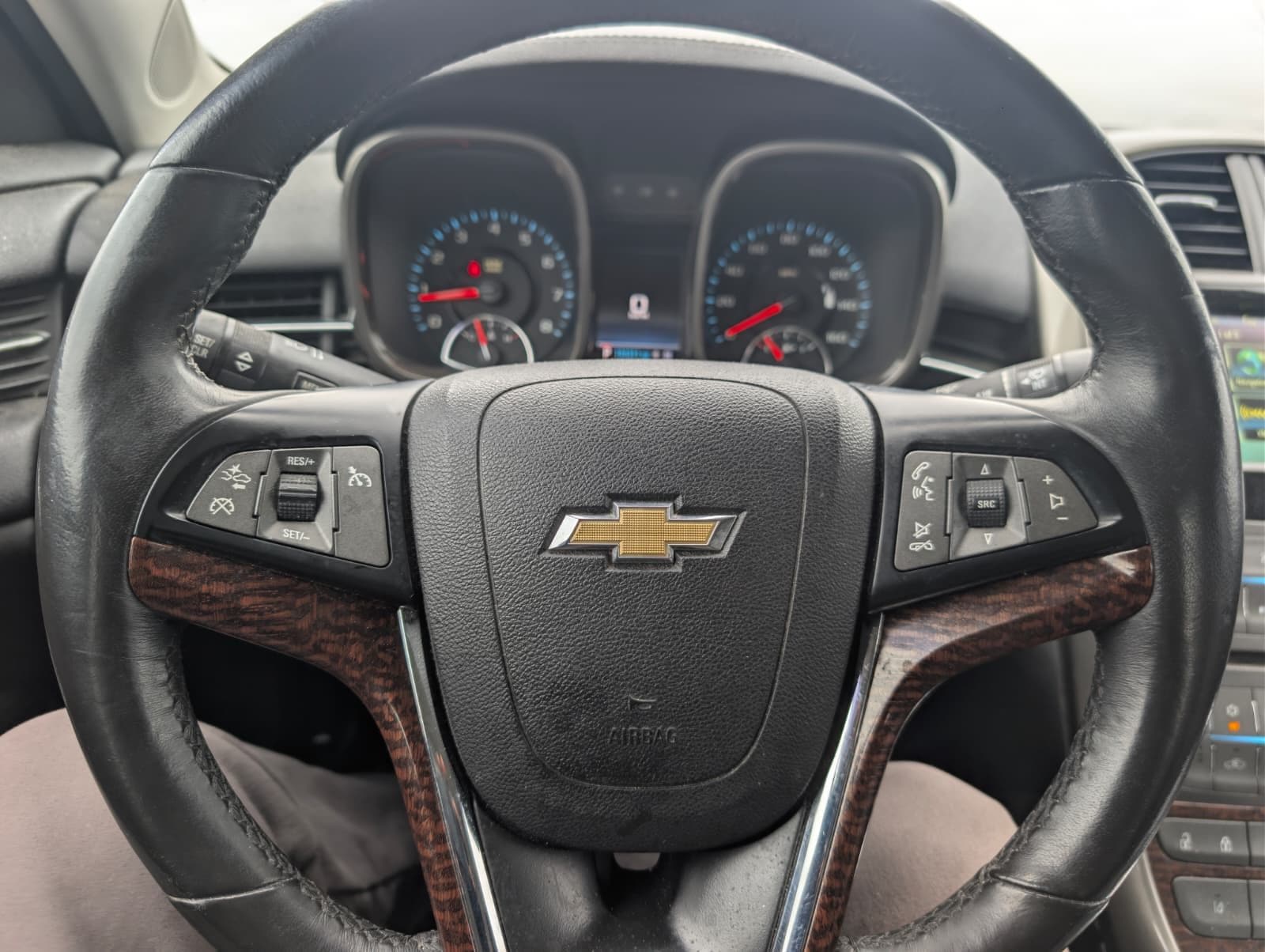 2013 CHEVROLET MALIBU - Image 11