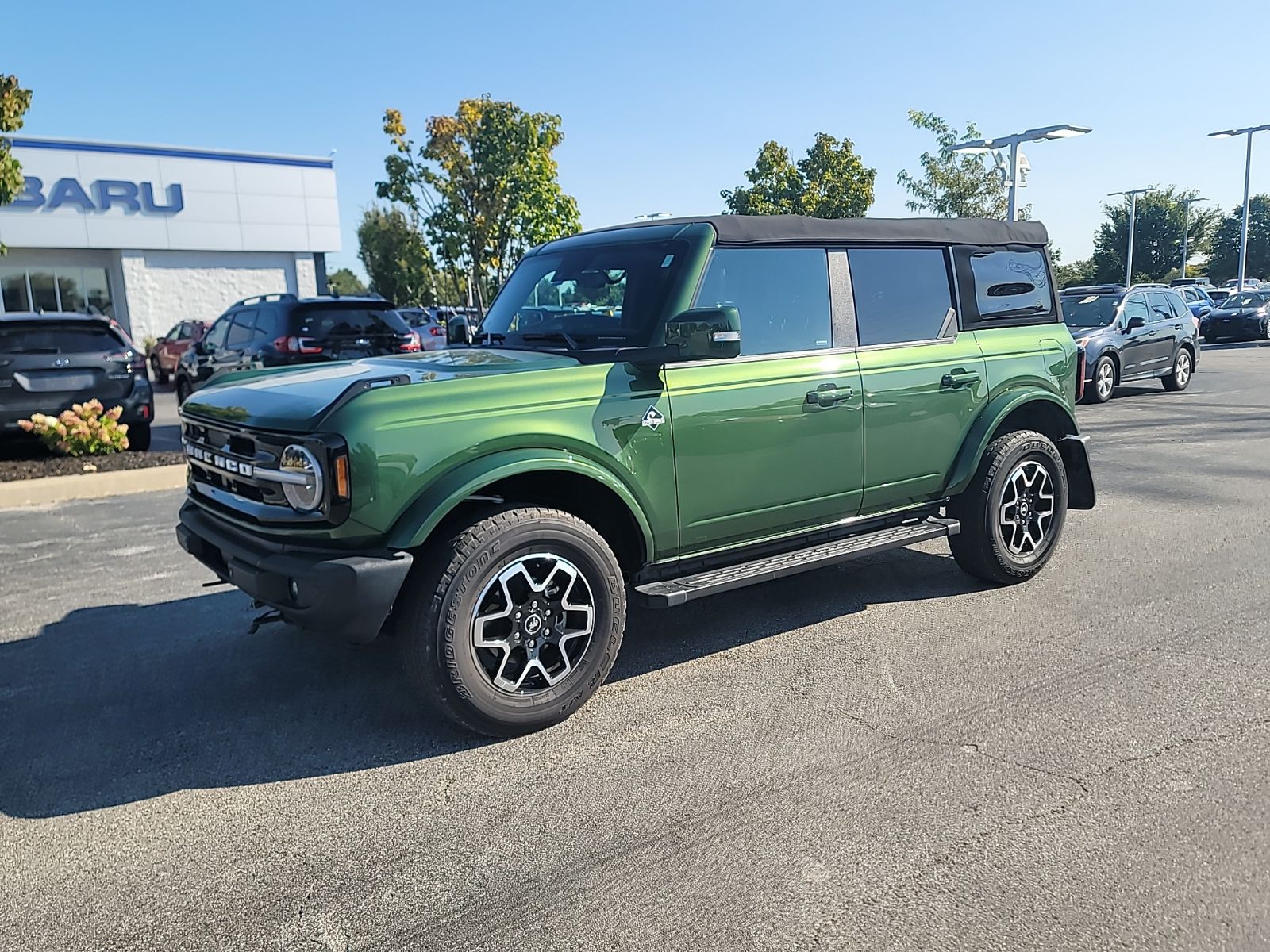 2022 Ford Bronco Outer Banks photo 3