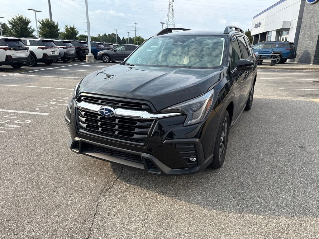 Used 2023 Subaru Ascent Limited SUV