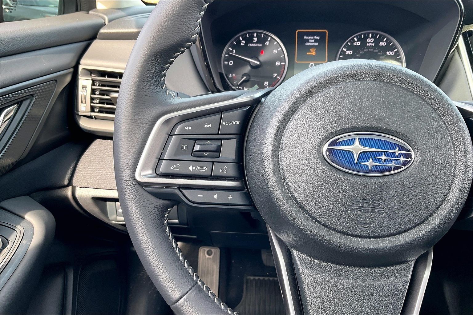 2025 SUBARU LEGACY - Image 19