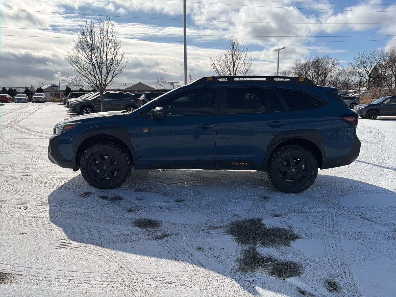 2025 SUBARU OUTBACK - Image 3