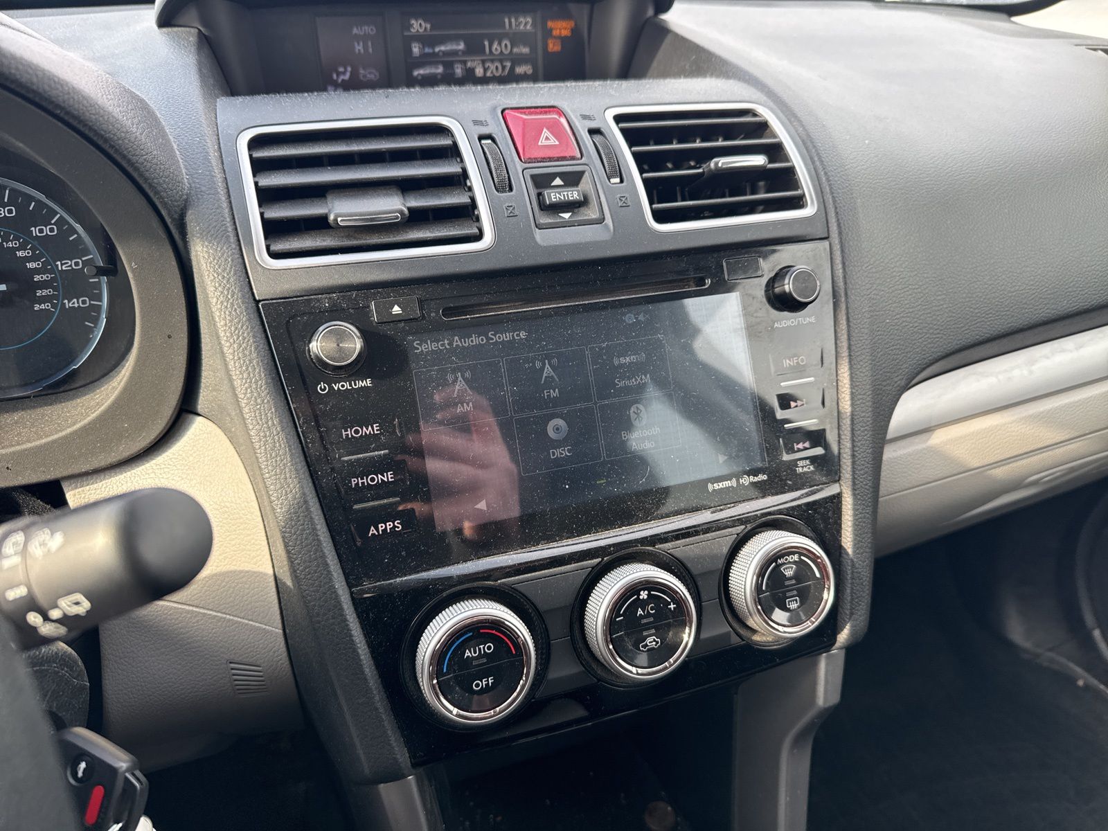 2018 SUBARU FORESTER - Image 18