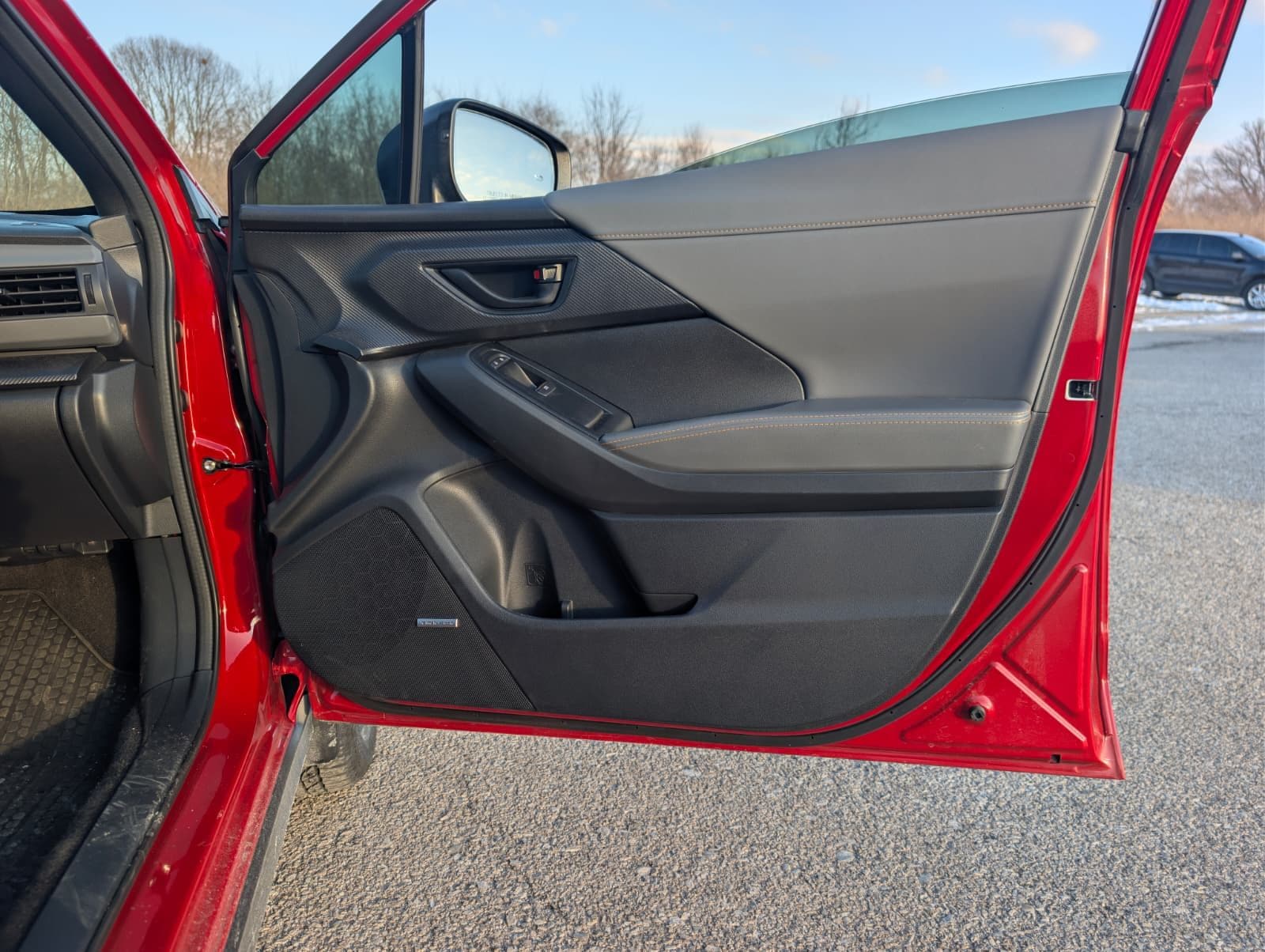 2025 SUBARU CROSSTREK - Image 36