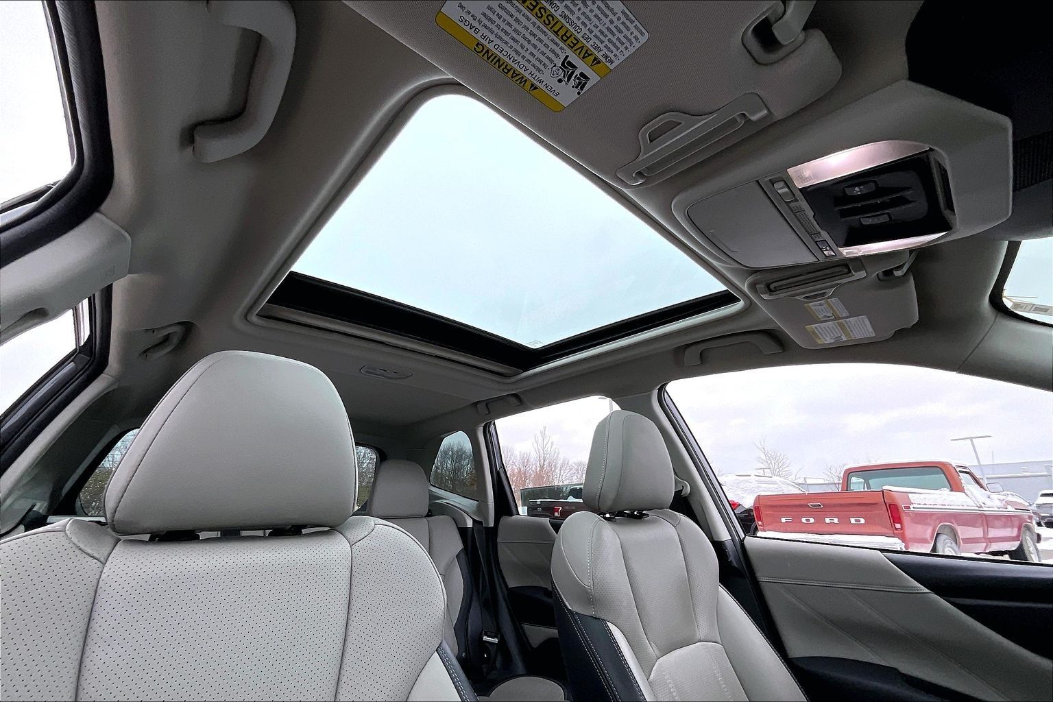 2023 SUBARU FORESTER - Image 12