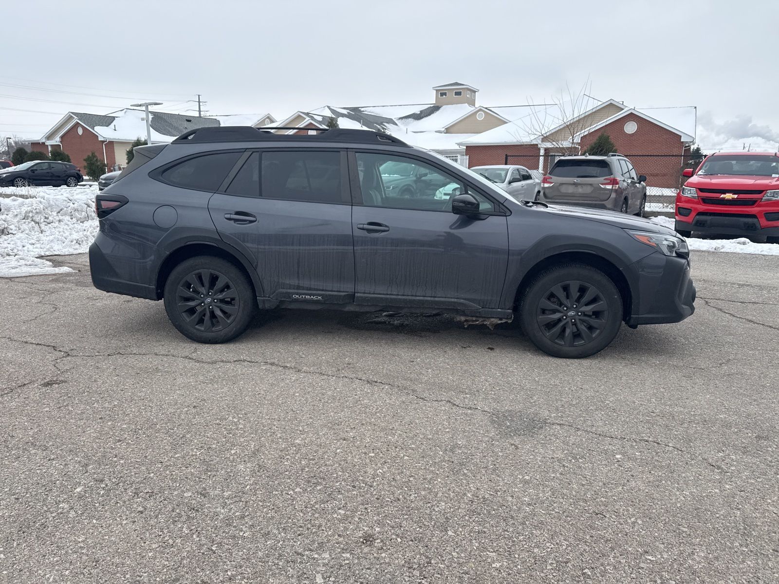 2023 SUBARU OUTBACK - Image 11