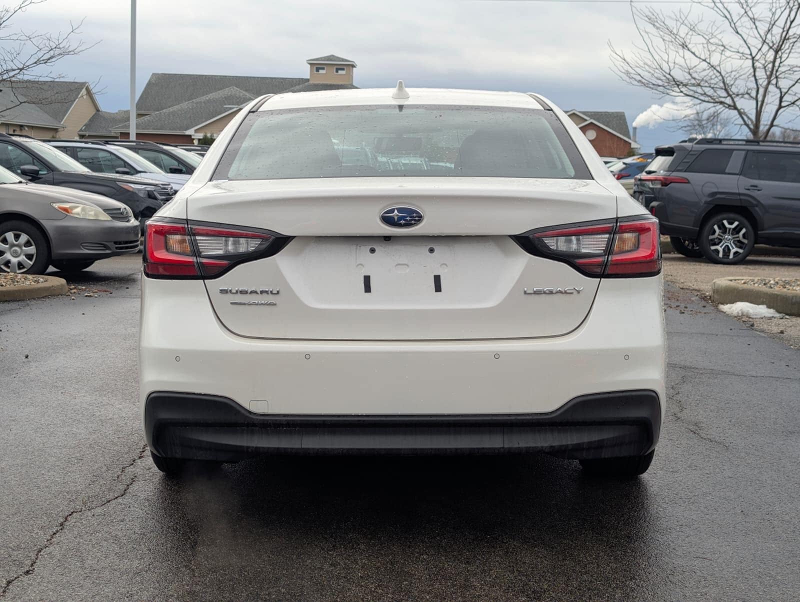 2025 SUBARU LEGACY - Image 10