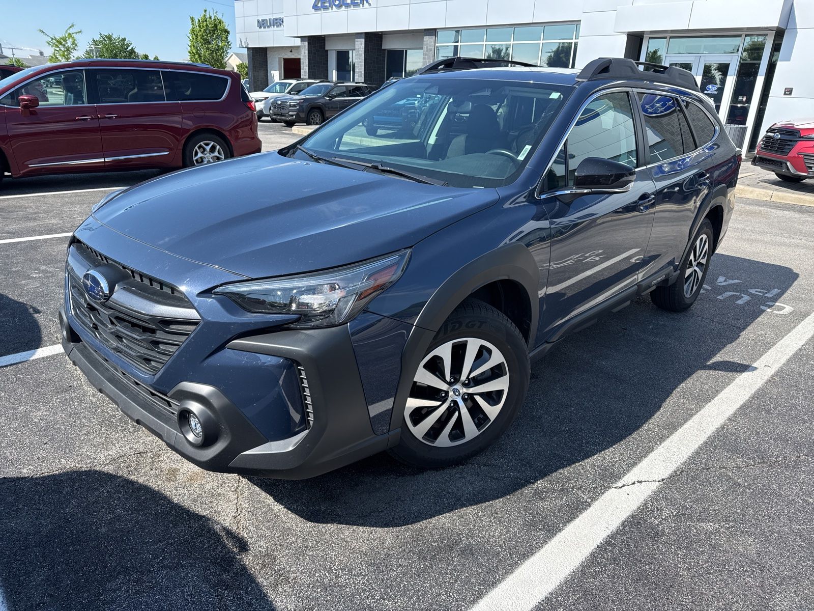 2024 Subaru Outback Premium's photo