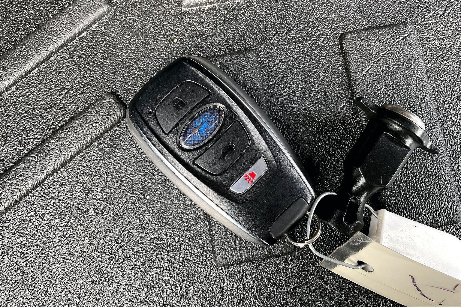 2025 SUBARU LEGACY - Image 9