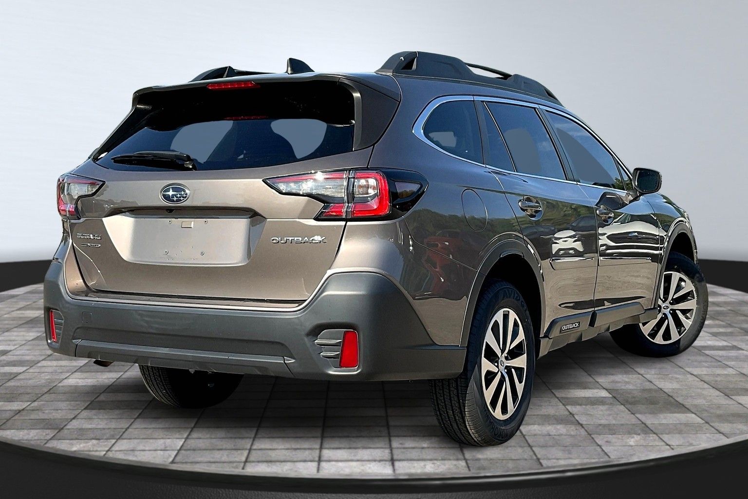 2022 Subaru Outback Premium photo 2