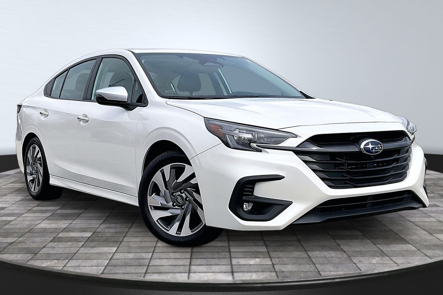 2025 SUBARU LEGACY - Image 10