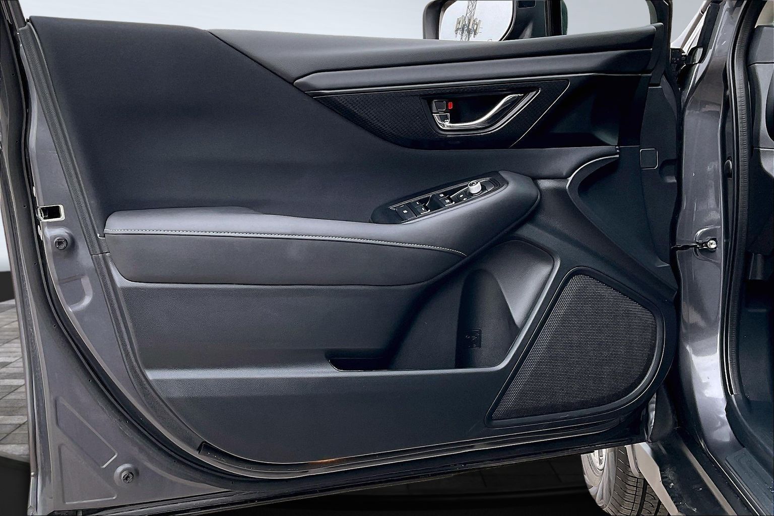 2025 SUBARU OUTBACK - Image 17