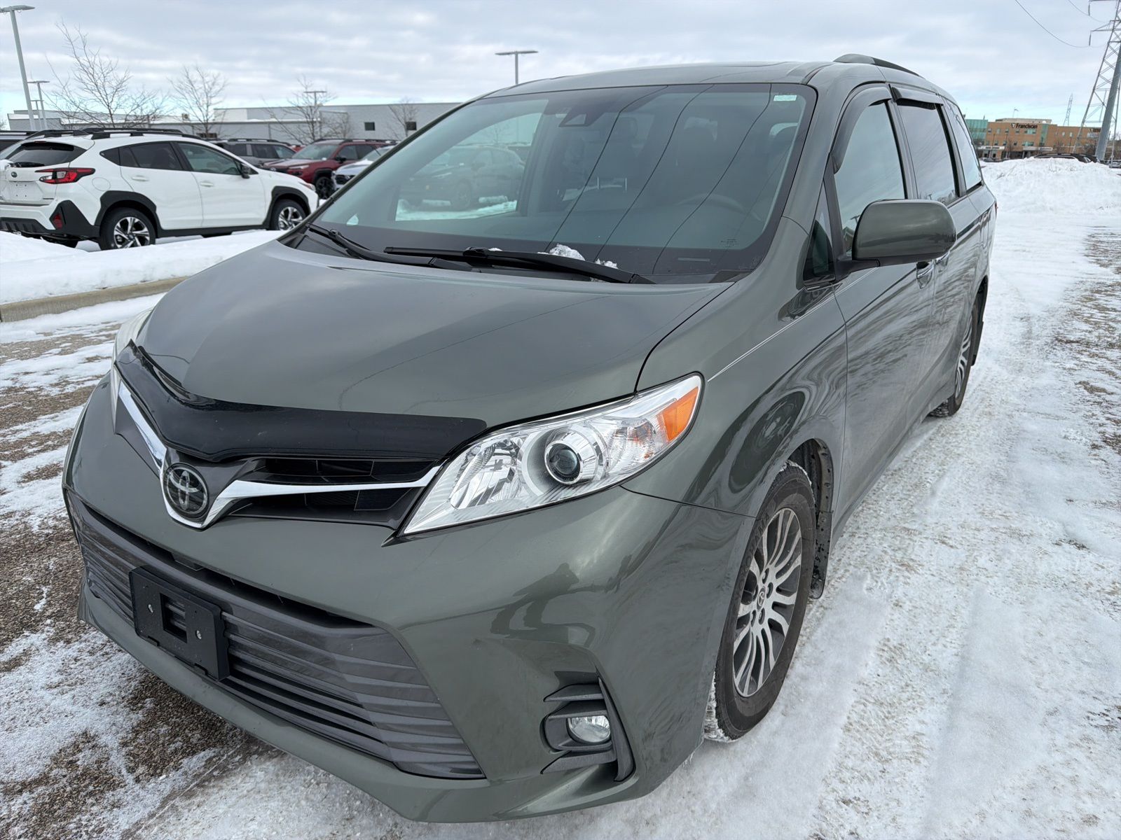 2020 Toyota Sienna XLE