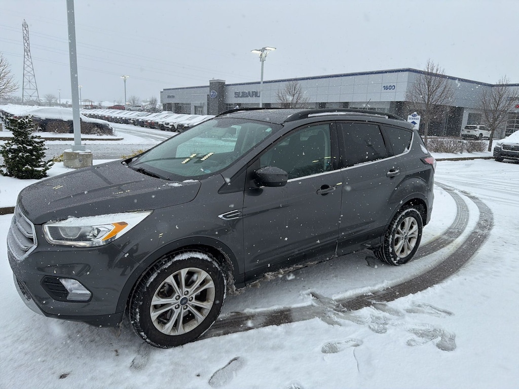 Used 2017 Ford Escape SE SUV