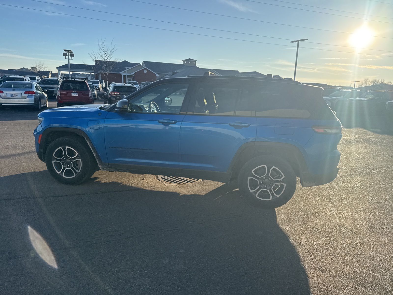 2022 JEEP GRAND CHEROKEE - Image 15