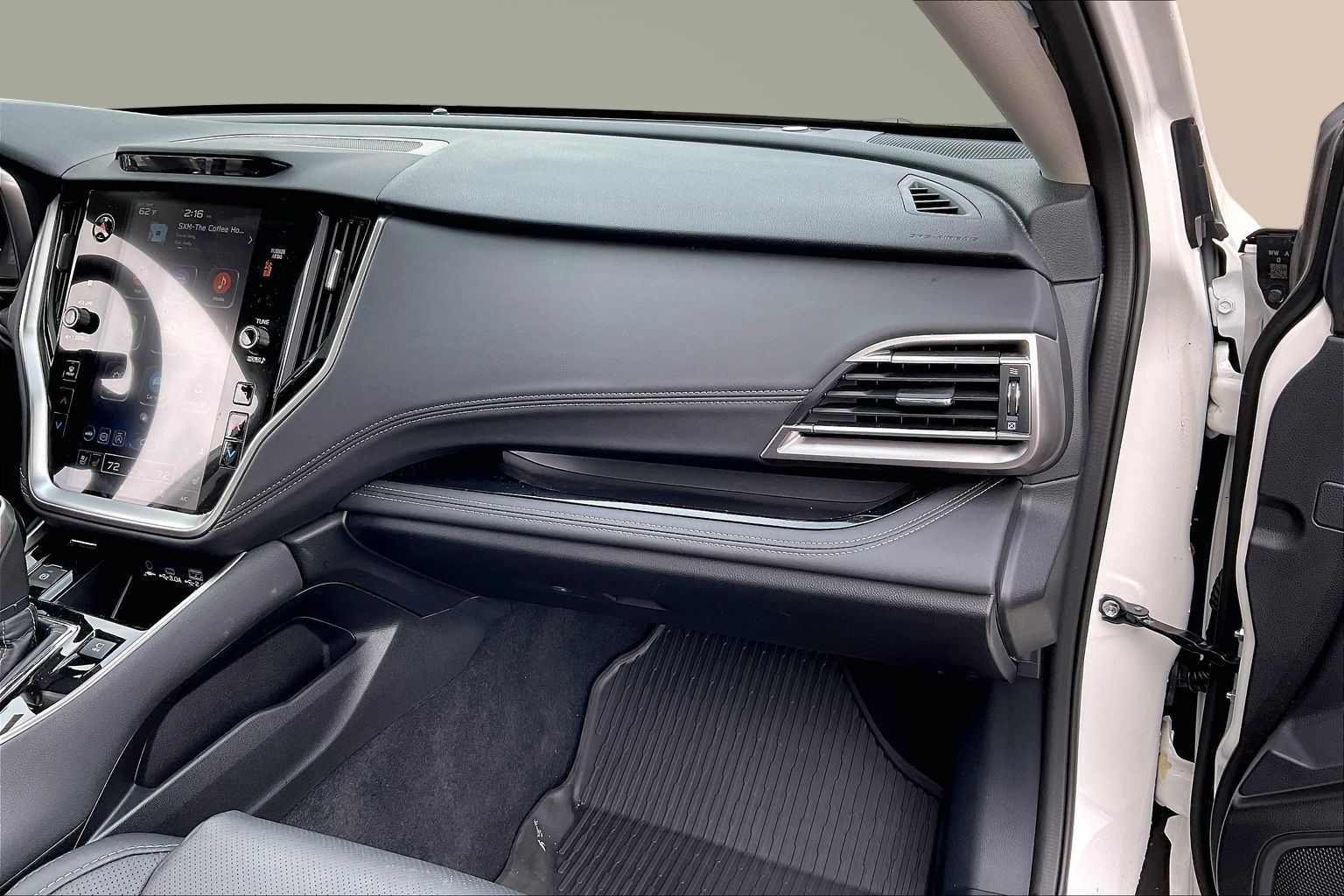 2025 SUBARU LEGACY - Image 15