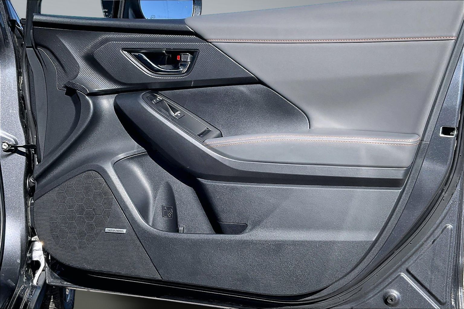 2025 SUBARU CROSSTREK - Image 18