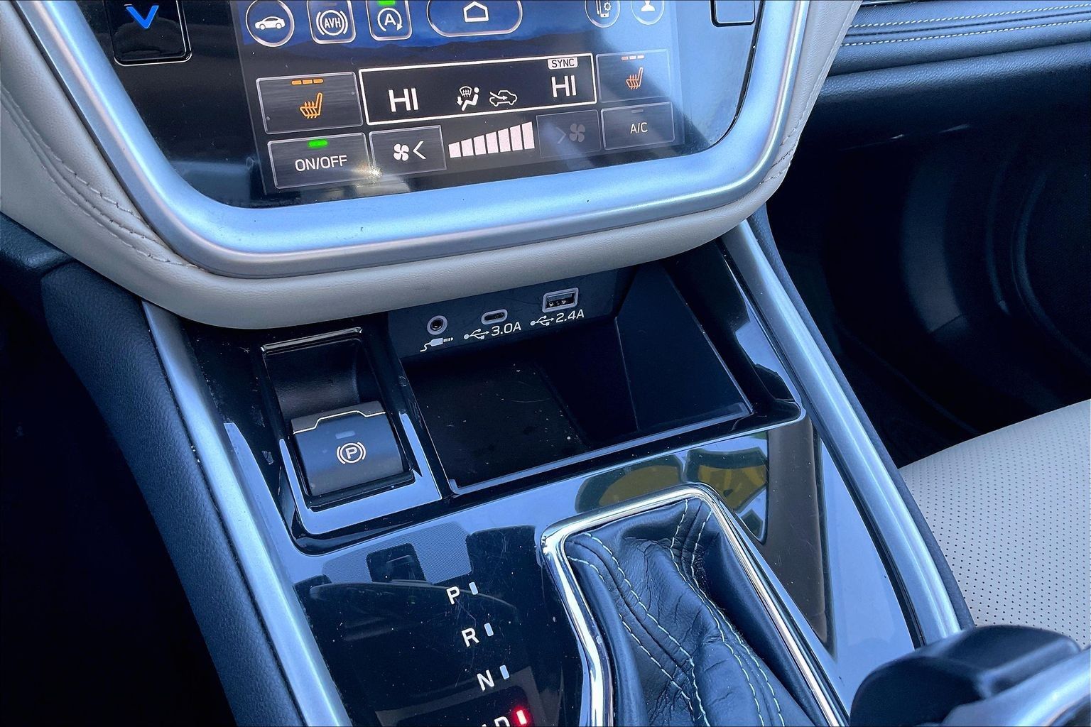 2025 SUBARU OUTBACK - Image 25